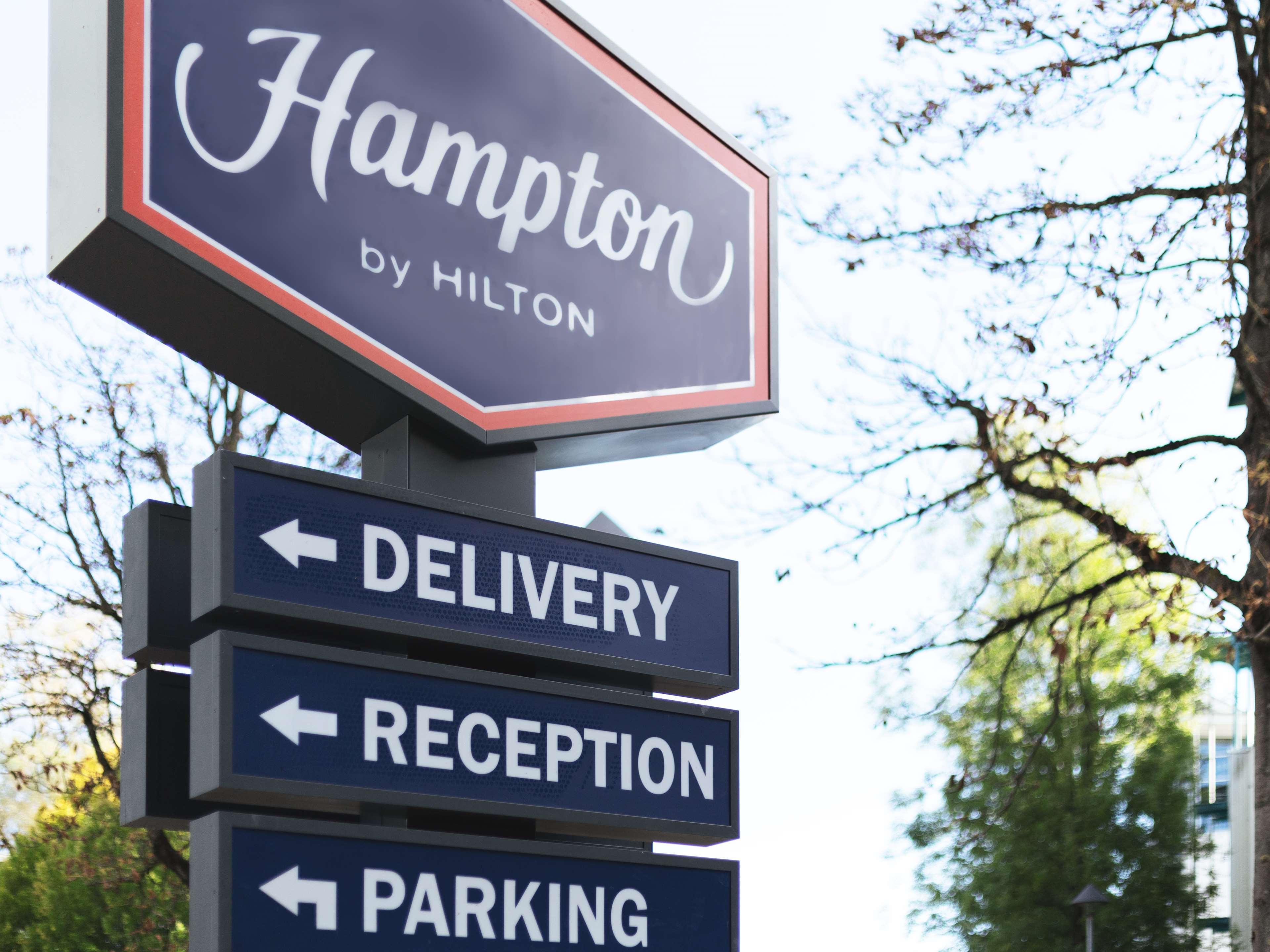 Hampton By Hilton Konstanz Hotel Exterior photo