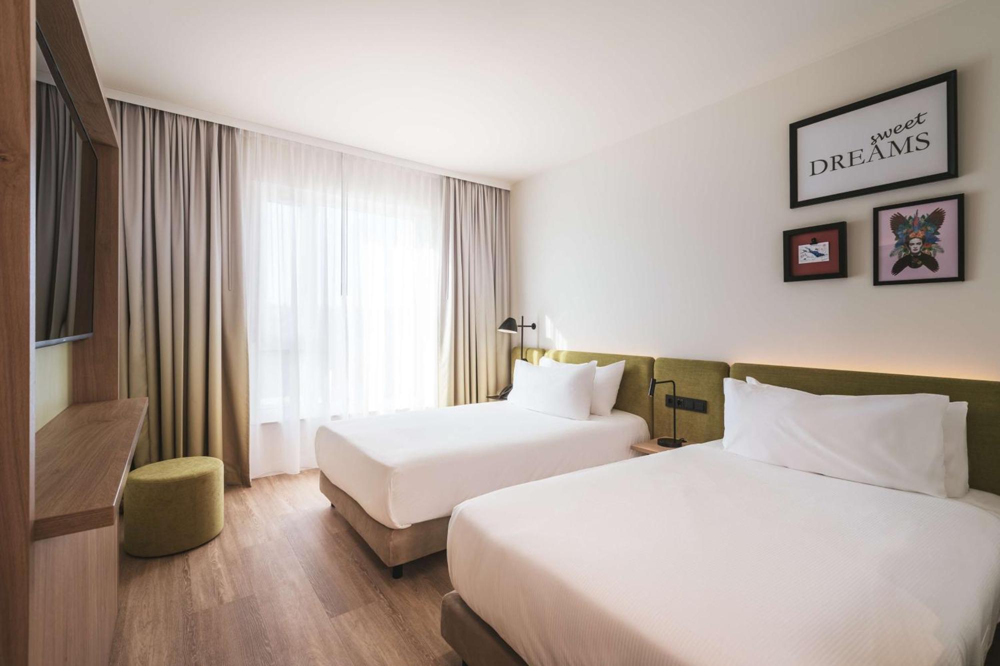 Hampton By Hilton Konstanz Hotel Exterior photo