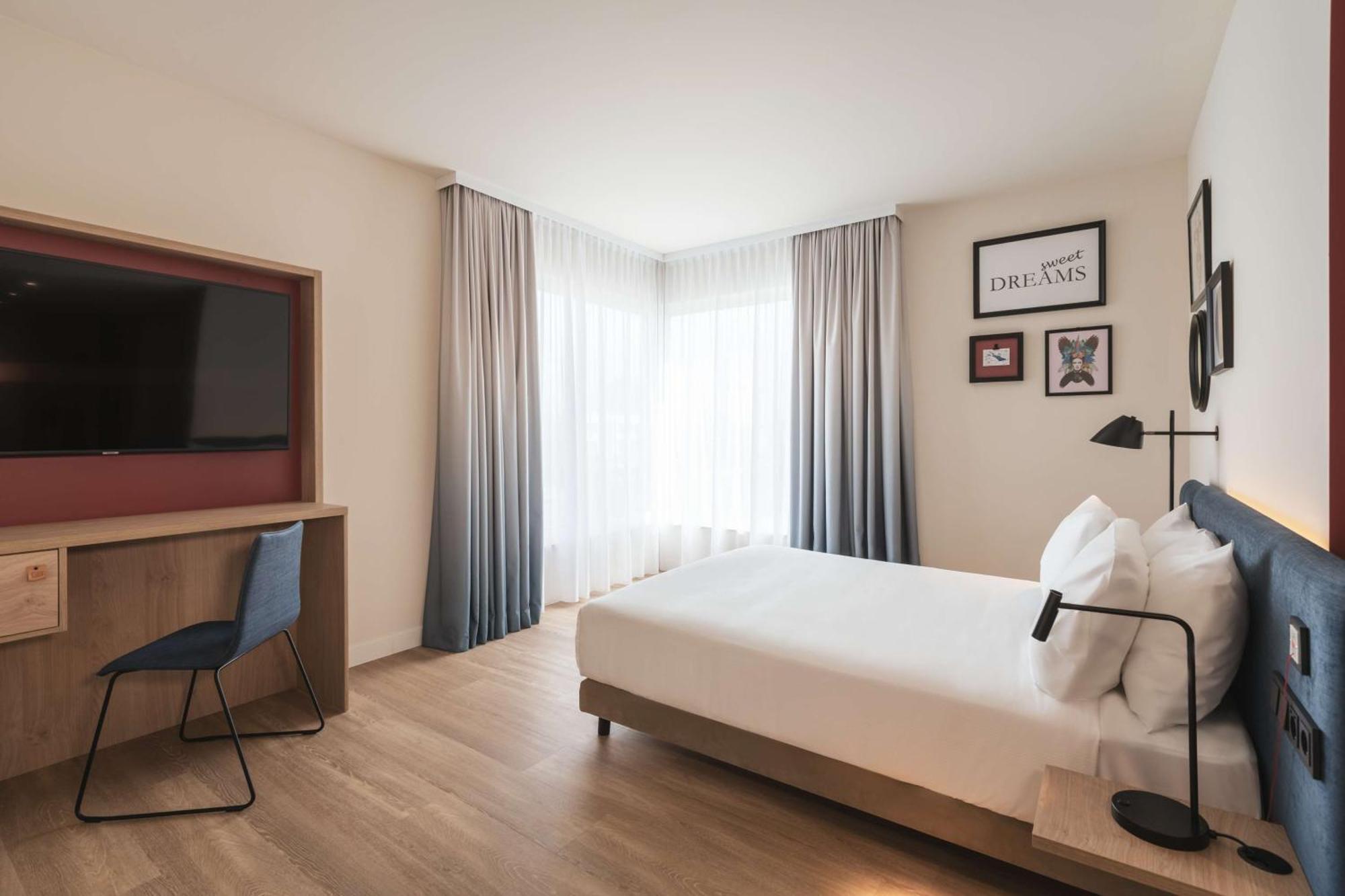 Hampton By Hilton Konstanz Hotel Exterior photo